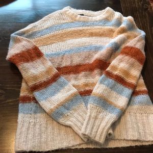 American Eagle sweater size L